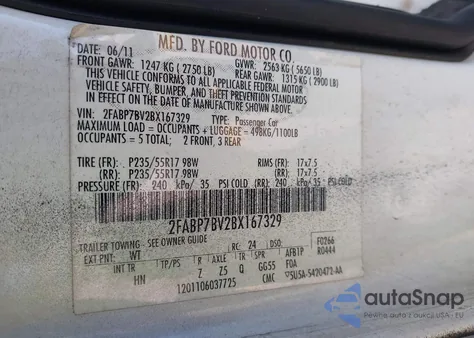 2011 Ford Crown Victoria Police Interceptor z USA, uszkodzony, nr VIN 2FABP7BV2BX167329